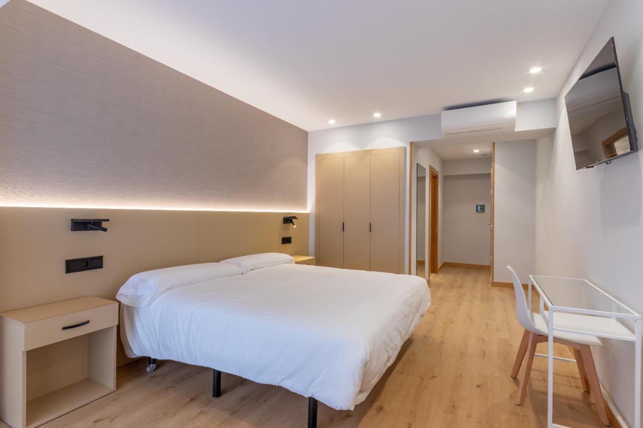 Eightrooms La Rioja Pension Logroño Exteriör bild
