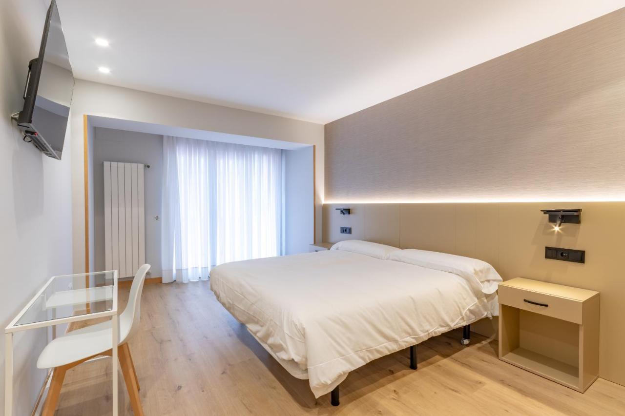 Eightrooms La Rioja Pension Logroño Exteriör bild