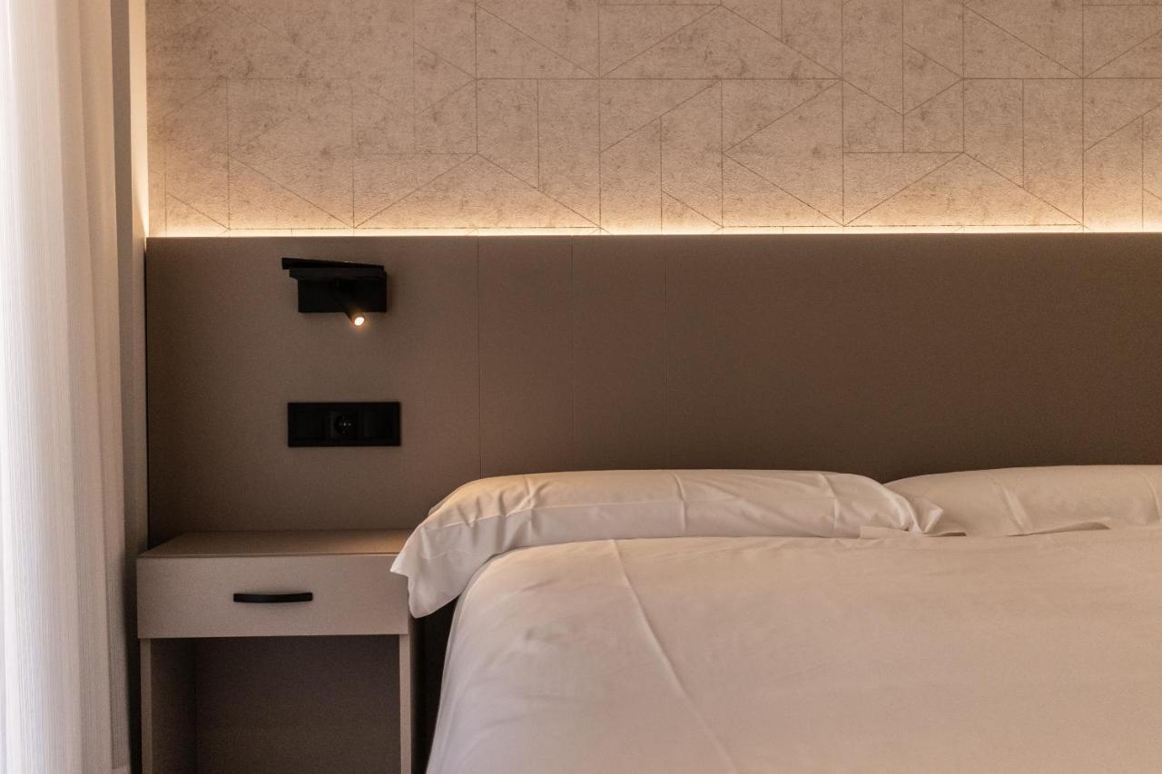 Eightrooms La Rioja Pension Logroño Exteriör bild